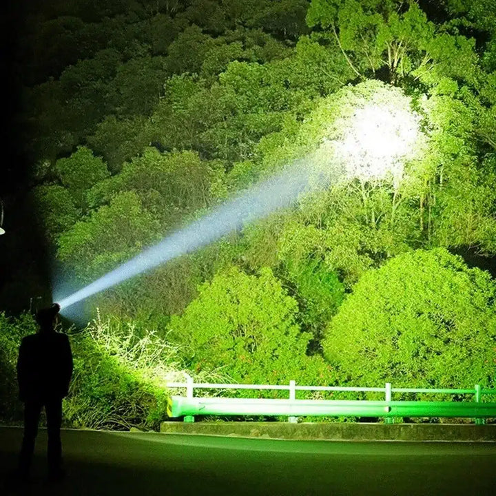 Taschenlampe 100.000 Lumen