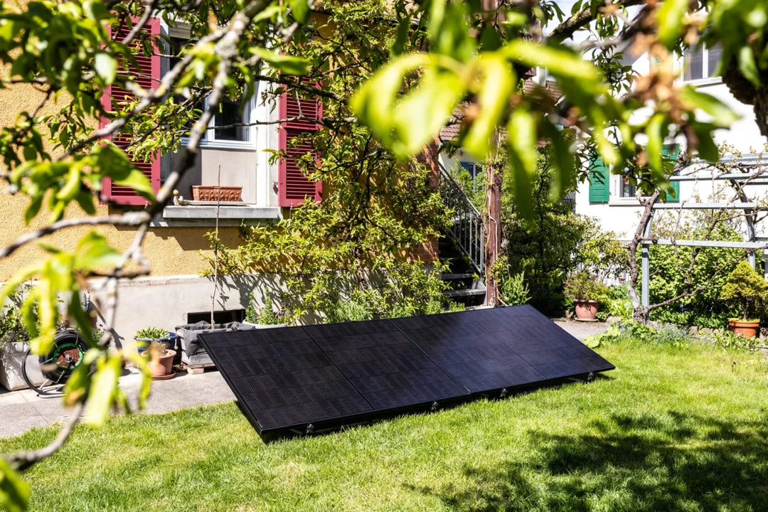 Steckerkraftwerk 890/600 Watt, mit Ständer für Terrasse inkl. Lieferung